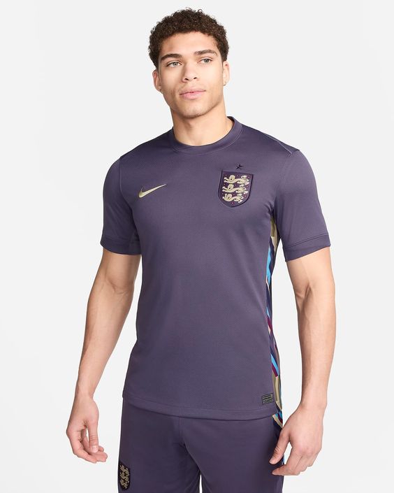 Nike Dri-FIT Football Replica Shirt